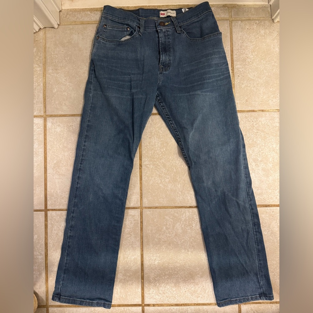 Wrangler Men's Dark Blue Straight Jeans